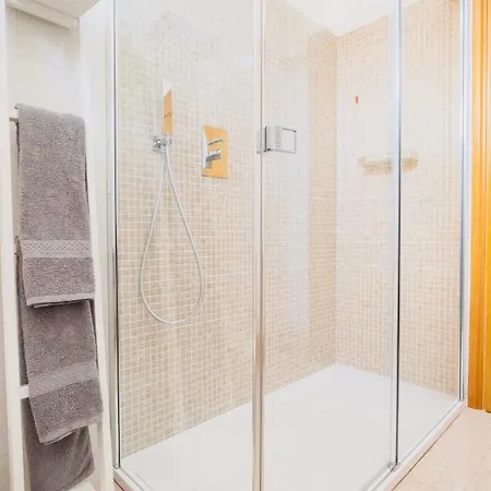 Apartment Mascari Charming Lecco